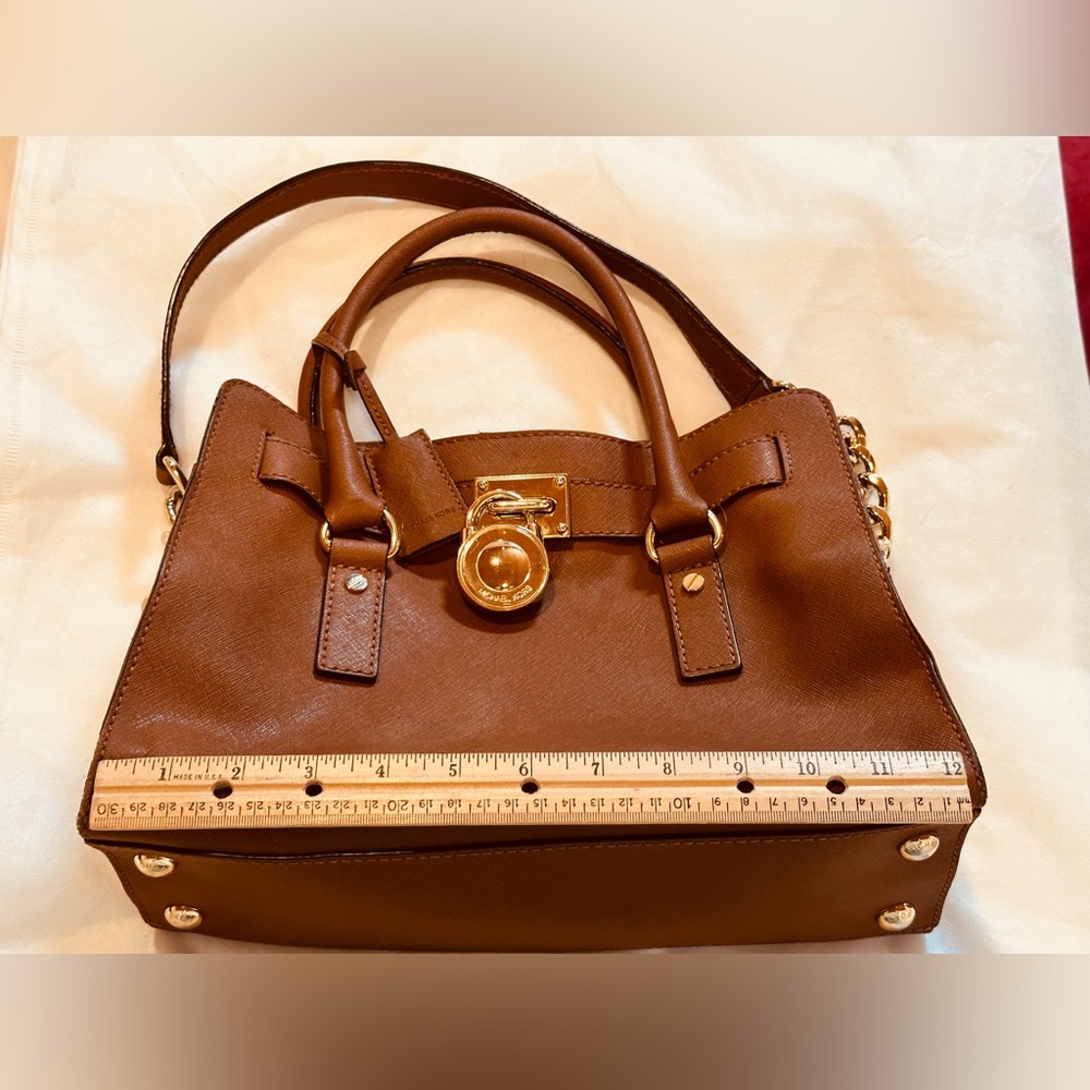 Micheal Kors Hamilton Brown Leather HandBag bundles with Mk bracelet. - Picture 3 of 13